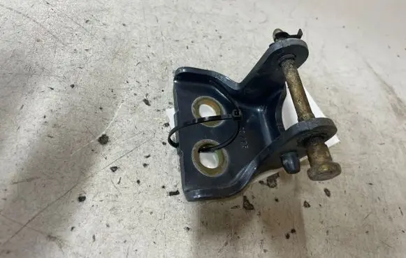 Rear door upper hinge