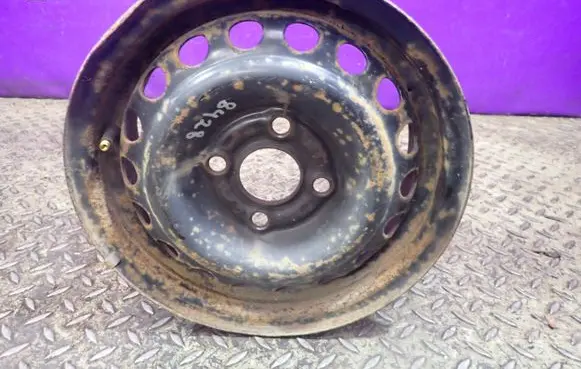 Volkswagen Polo III 6N 6N2 6NF R13 steel rim 2139111