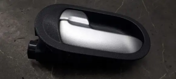 Mitsubishi Colt Front door interior handle