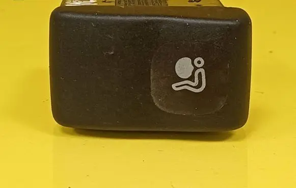 Volkswagen Polo III 6N 6N2 6NF Passenger airbag on/off switch 1L0919233 1L0919235
