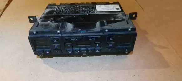 Audi A8 S8 D2 4D Climate control unit 4D0820043K D050004 5HB00715506