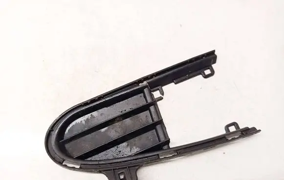 Volkswagen Sharan Front bumper lower grill 7M0853684B