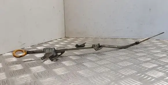 Toyota Verso Oil level dip stick 