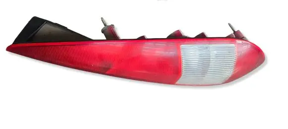 Ford Mondeo Mk III Rear/tail lights 1S7113404C 0374D