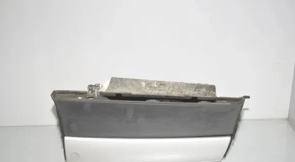 BMW X5 E70 Glove box 1122707284 9211029 51169211029