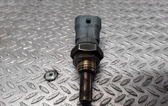 Coolant temperature sensor