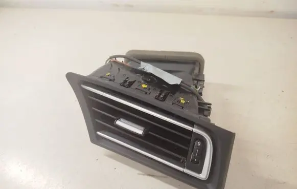 BMW 7 F01 F02 F03 F04 Dashboard side air vent grill/cover trim F5911586210