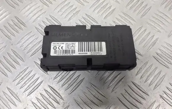 Peugeot 607 Engine control unit/module 9656842580