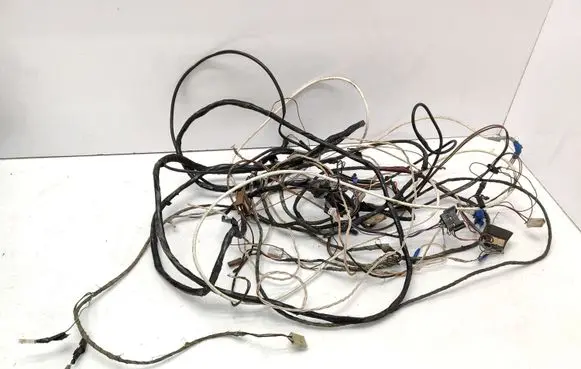 Audi 80 90 B2 Panel wiring 811971169