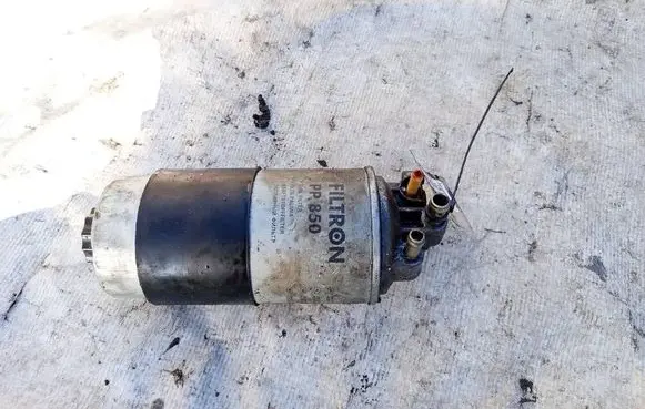 Audi A6 S6 C4 4A Fuel filter pp850