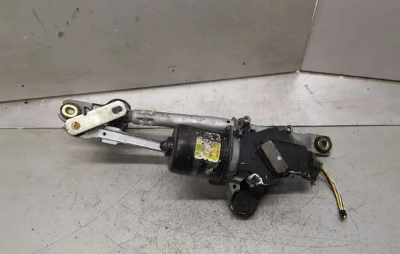 Peugeot 107 Front wiper linkage and motor