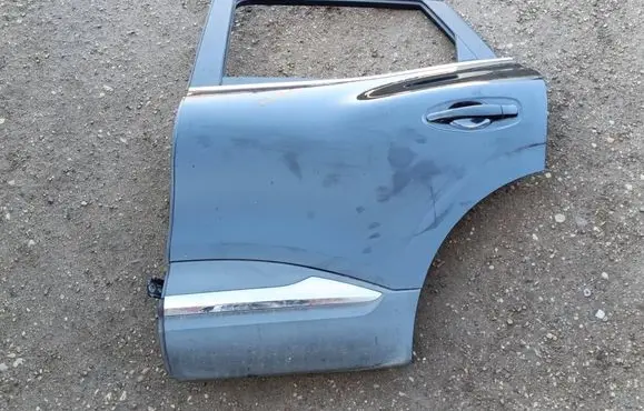 Rear door