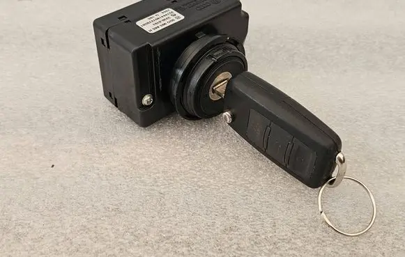 Volkswagen Touareg I Ignition lock 3D0905865H 33300101 9374441807270501