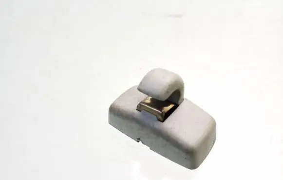 Volkswagen PASSAT B5 Sun visor clip/hook/bracket 3B0857561A