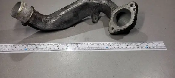 Nissan Patrol Y61 Engine coolant pipe/hose