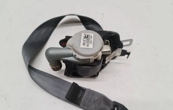 KIA Cerato Front seatbelt 888202F001 D70WD13W BCA550027