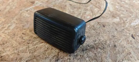 Audi A6 S6 C5 4B Alarm system siren AF020182