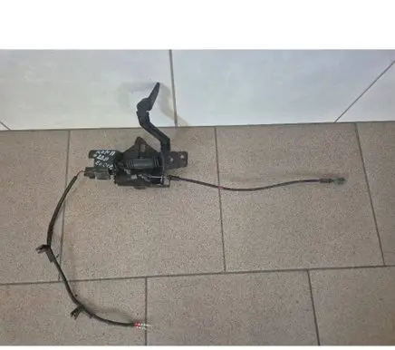 Hyundai Kona I Engine bonnet/hood lock/catch 