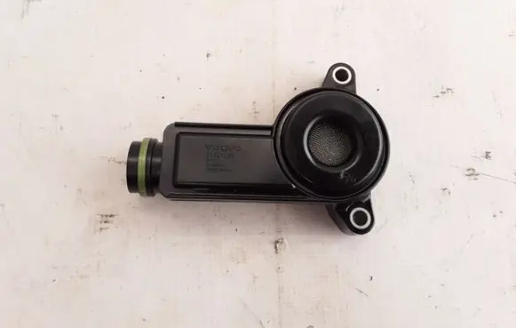 Volvo XC90 Oil sump strainer pipe 31321050