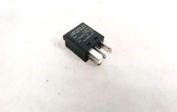 Volkswagen Phaeton Other relay 4H0951253C