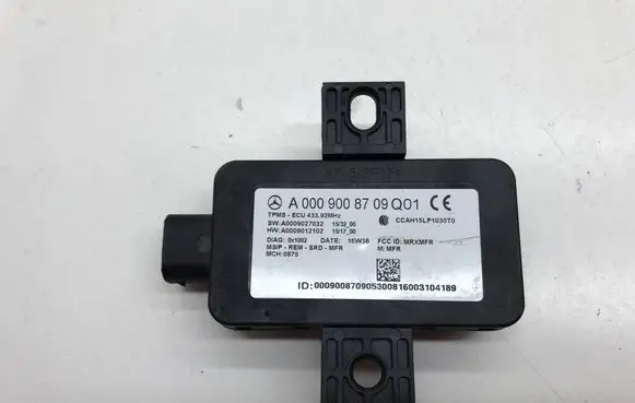 Mercedes-Benz E W213 Tire pressure control unit A0009008709