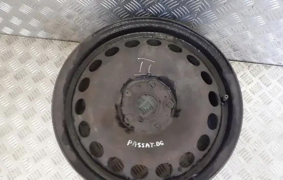 Volkswagen PASSAT B6 R16 steel rim 