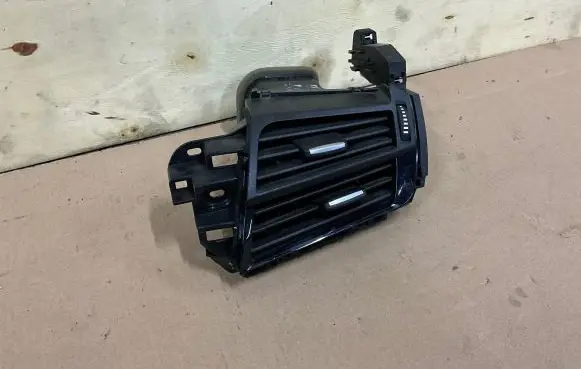 BMW X5 F15 Dashboard side air vent grill/cover trim 9252650 16475510 9270517