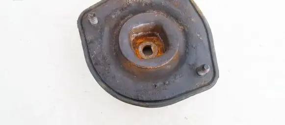 Hyundai Tucson JM Coil spring mount 