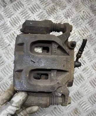 Infiniti M30 Front brake caliper 