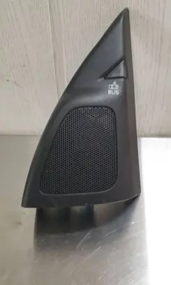Volvo S60 Front door high frequency speaker 8635796