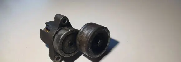 Mazda 6 Generator/alternator belt tensioner K3212
