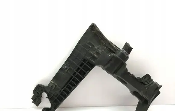 Volvo S80 Fender mounting bracket