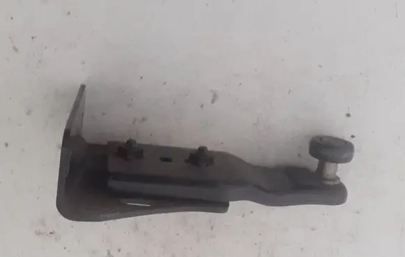 KIA Carnival Sliding door upper roller guide/hinge 839704D000