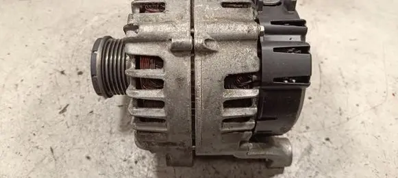 BMW 5 F10 F11 Generator/alternator 8507625