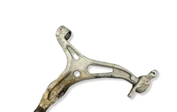 Mercedes-Benz ML W164 Front lower control arm/wishbone 000062367106
