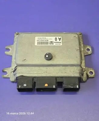 Nissan Qashqai+2 Engine control unit/module MEC93390