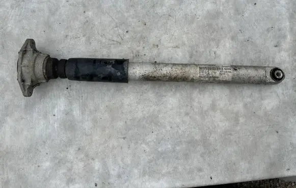 Porsche Panamera (970) Rear shock absorber/damper 97033306133 15145005893 801404003087