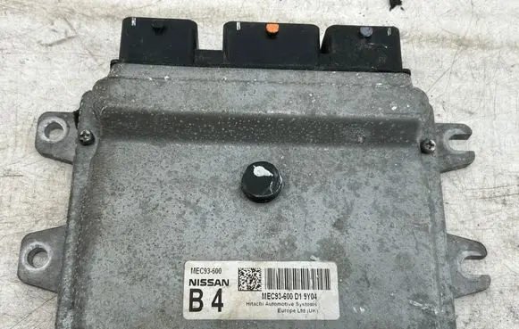 Nissan Qashqai Engine control unit/module MEC93600