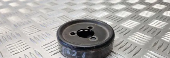 Audi A4 S4 B5 8D Water pump pulley 028121031J