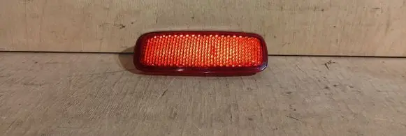 Peugeot 607 Rear tail light reflector 