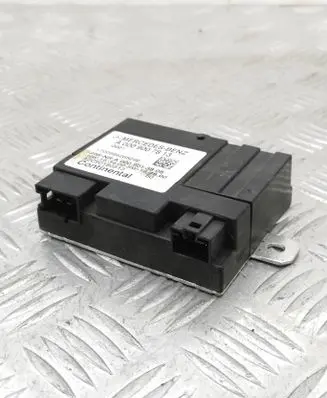 Mercedes-Benz C W205 Fuel injection pump control unit/module A0009007813 170094626829E A0009013806