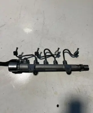 Mercedes-Benz B W246 W242 Fuel main line pipe A6510700495 BD0004 03220614172