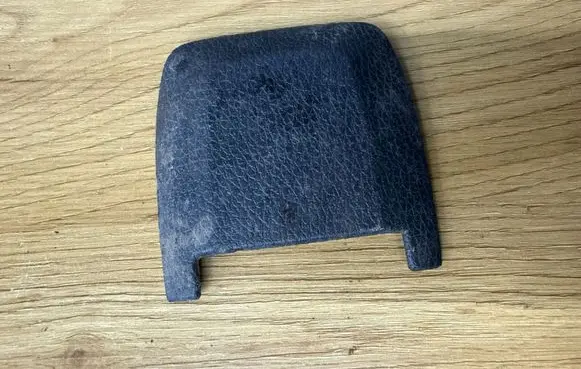 Volvo V70 Front passenger seat rail trim 9208262