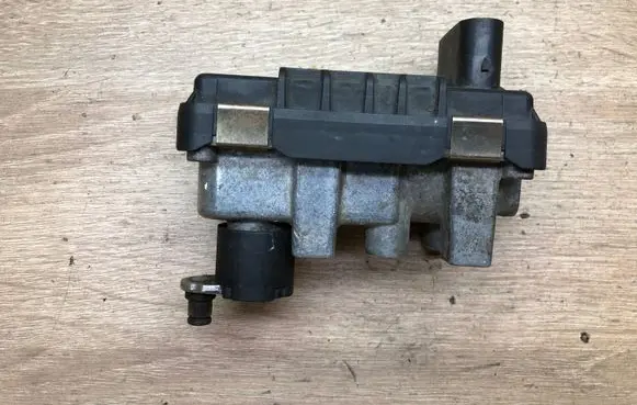 Ford Focus Turbine electric control actuator 6NW009206 752406