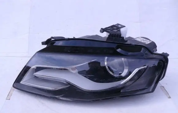 Audi A4 S4 B8 8K Headlight/headlamp 8K0941003C 0301240271 LE07A6164