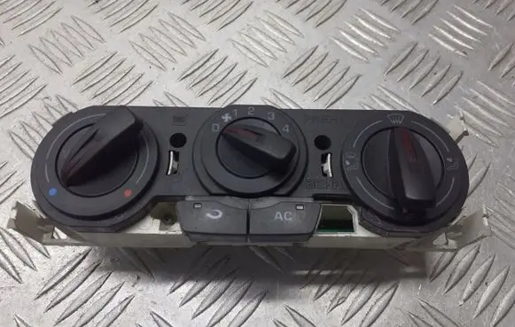 Seat Ibiza IV (6J,6P) Interior fan control switch 
