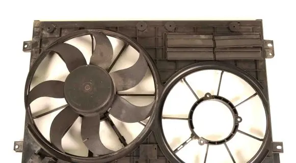 Audi TT TTS Mk2 Radiator cooling fan shroud 1K0121207BC 1K0121205AD
