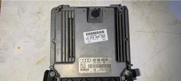 Audi A4 S4 B7 8E 8H Engine control unit/module 03G906016KP 0281013292