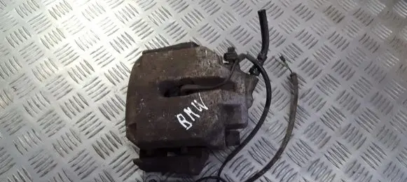 BMW 5 E39 Front brake caliper 6022296