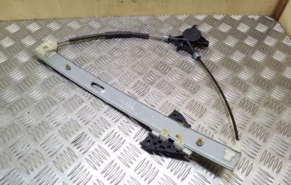Mazda 3 I Front window lifting mechanism without motor